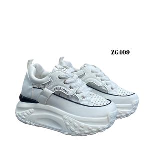 Tenis blanco detalles negro