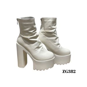 Botín blanco plataforma tacón