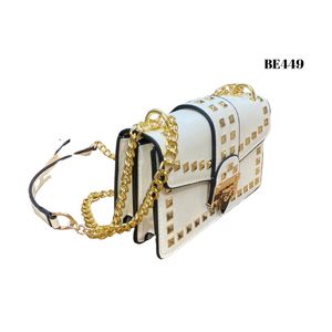 Bolso blanco apliques cadena dorado