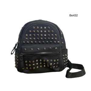 Morral negro apliques plateados