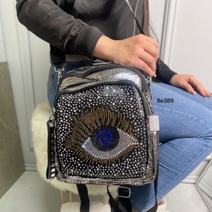 morral textura plateado detalle apliques