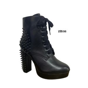 Calzado Incanta shoes Botín Negro Taches Tacón Zf846