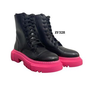 Botin negro suela fucsia