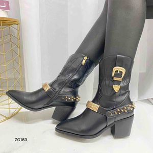 Botin Texano Negro Apliques Dorado