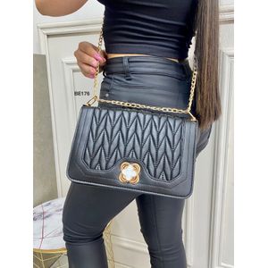 bolso negro apliques cadena dorada