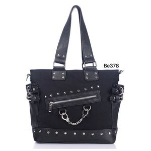 bolso negro apliques plata