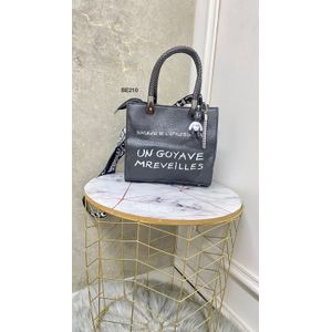 Bolso Negro Detalles