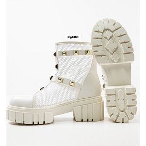 Botin blanco malla apliques dorado suela