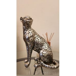 Escultura de  resina de leopardo plateado